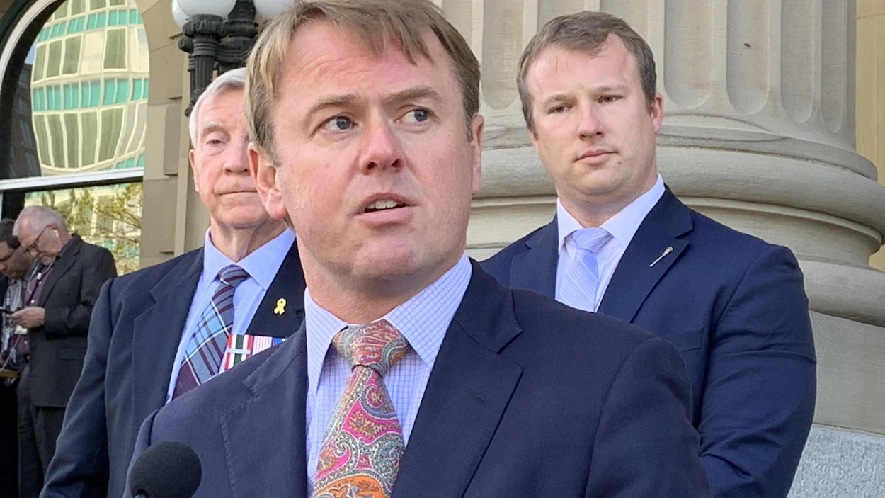 impasse-entre-le-gouvernement-kenney-et-les-medecins-albertains