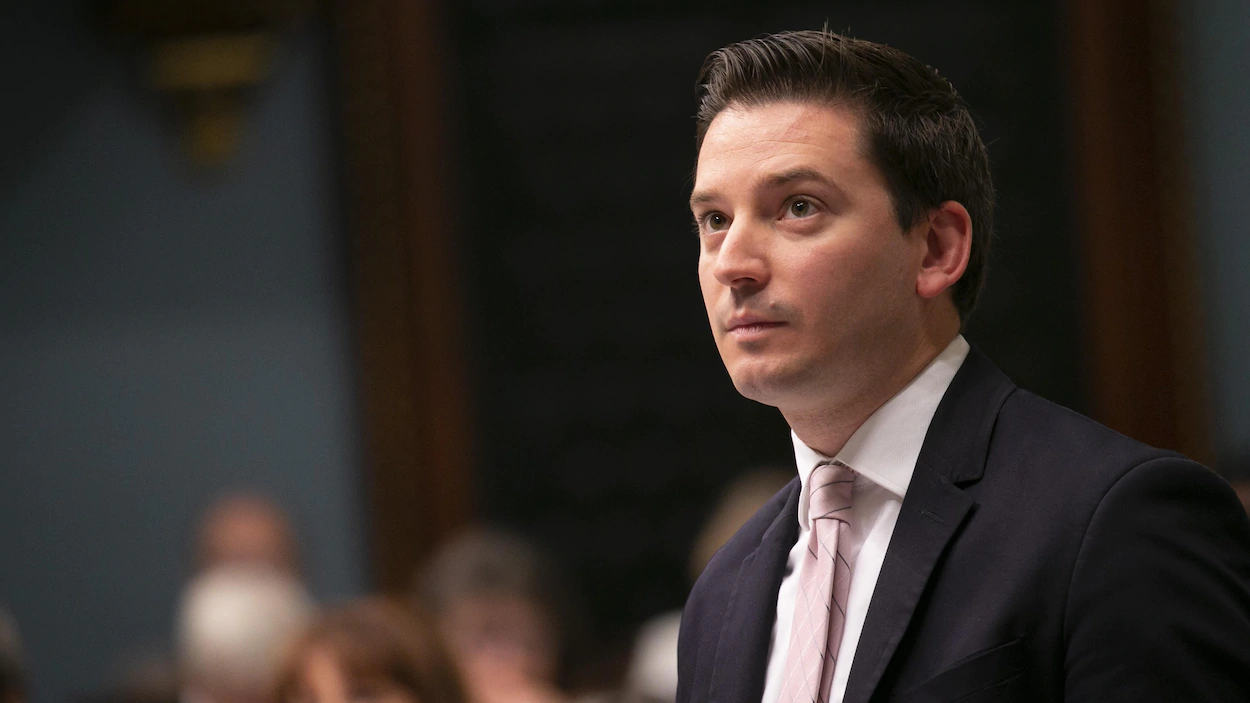 non,-simon-jolin-barrette-n’est-pas-un-robot